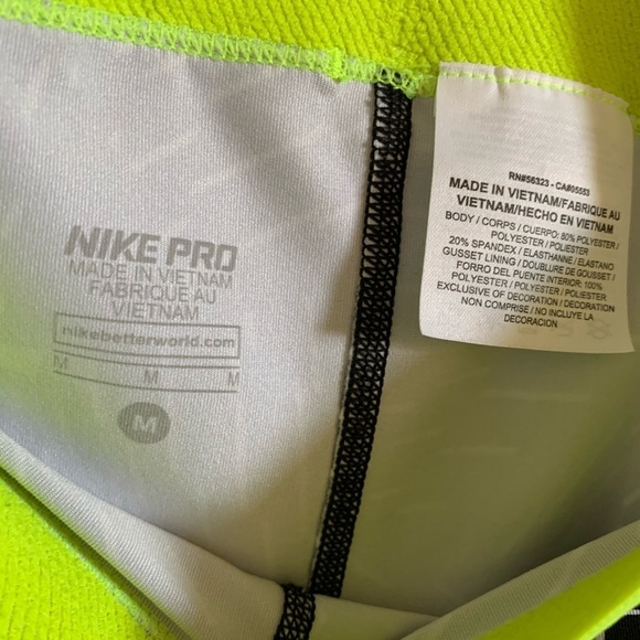 Nike Pro Tight Fit Training Capri Leggings - Picture 6 of 10